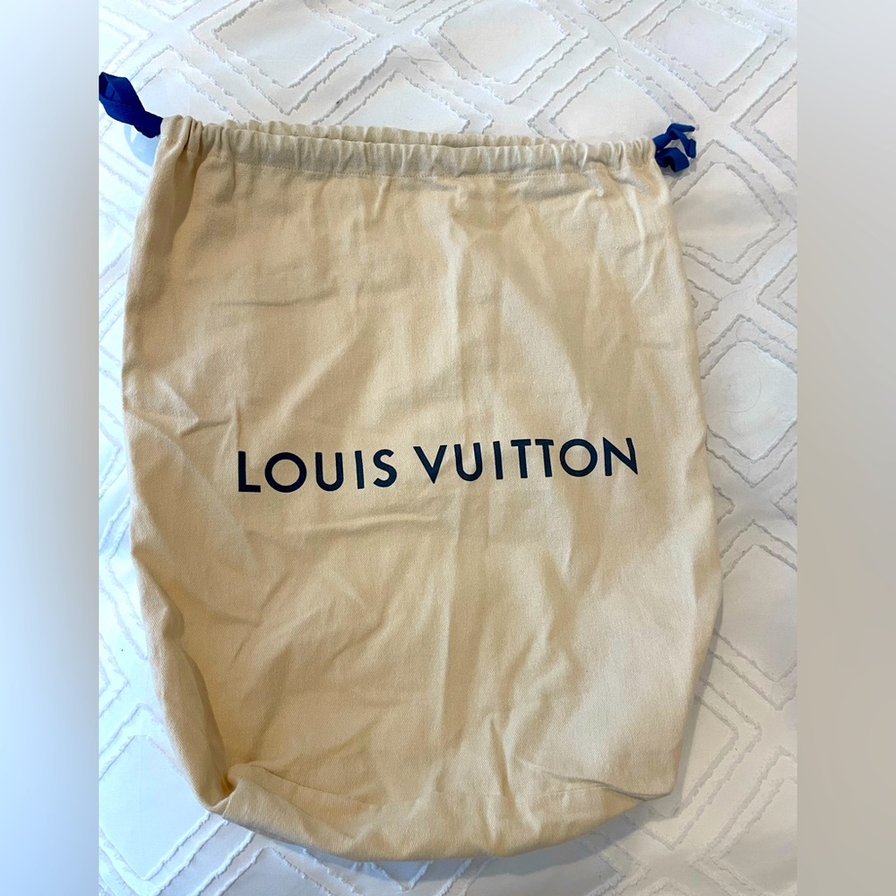 Louis Vuitton dustbag with string 18”x17x new